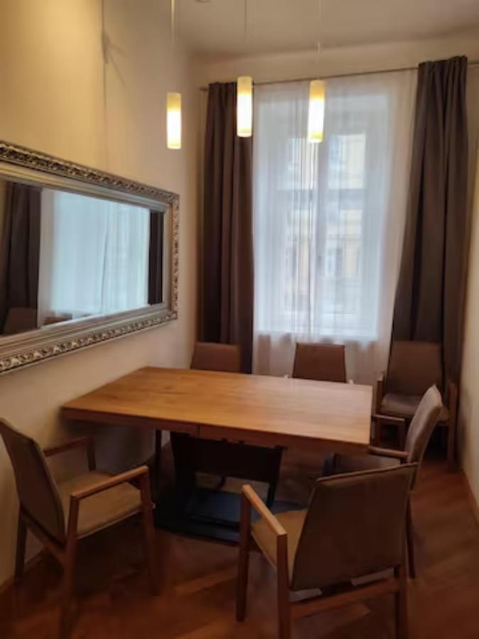 Bookstyrian1 Apartment Graz Ngoại thất bức ảnh